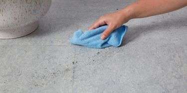 Tips to Deep Clean Linoleum Floors