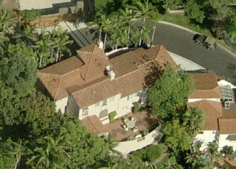 Barry Weiss House satellite - 2023